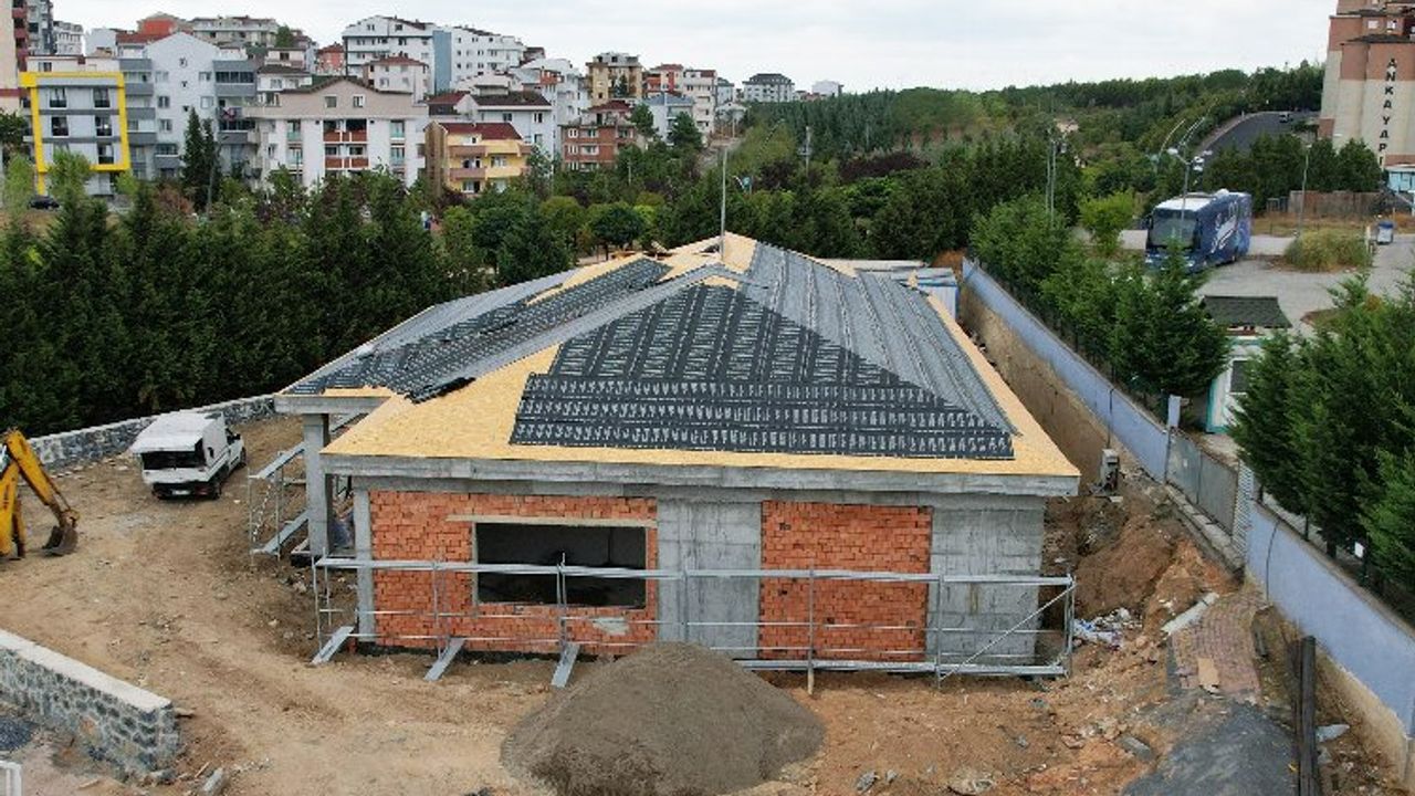 Çayırova'da Gençlik Merkezi’nin kaba inşaatı tamamlandı