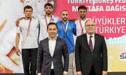 Güreşçiler Türkiye Şampiyonası'ndan 2 madalya çıkardı
