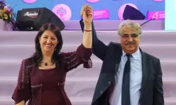 HDP'de Değişim başlıyor Pervin Buldan ve Mithat Sancar görevi bırakıyor