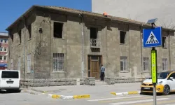 Van’ın Tarihi Tekel Binası Savat Evi ve Müze’ye Dönüşüyor