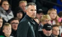 De Kuip’te Soğuk Duş: Feyenoord’da Robin van Persie Hedef Tahtasında!