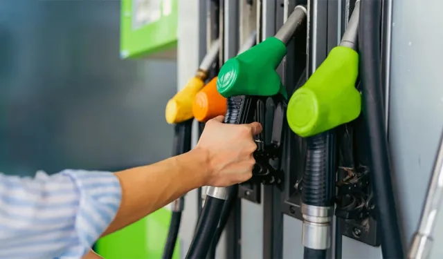 Benzine Yeni Zam Kapıda