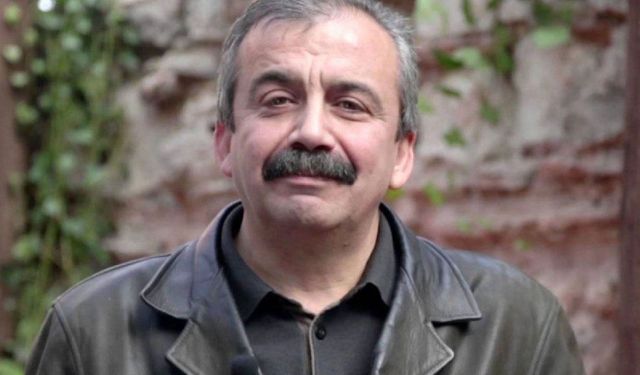 TBMM Başkanvekili Sırrı Süreyya Önder Hayatını Kaybetti