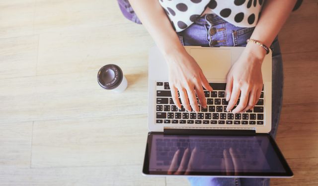 Freelancer olarak çevrimiçi iş bulma: En popüler platformlar ve ipuçları