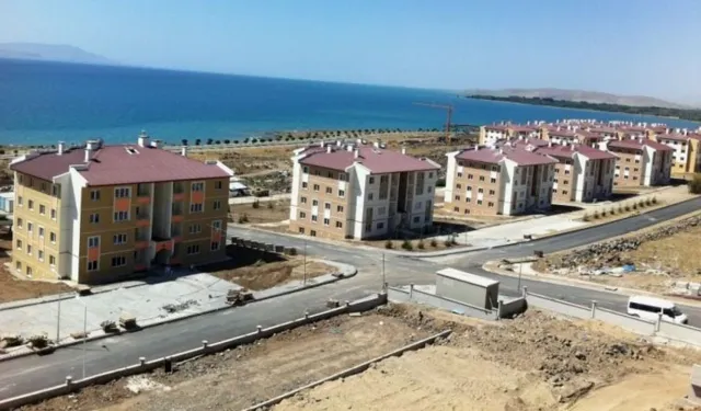 Van Erciş’te TOKİ Konutları Hızla Yükseliyor: %90 Seviyesinde!