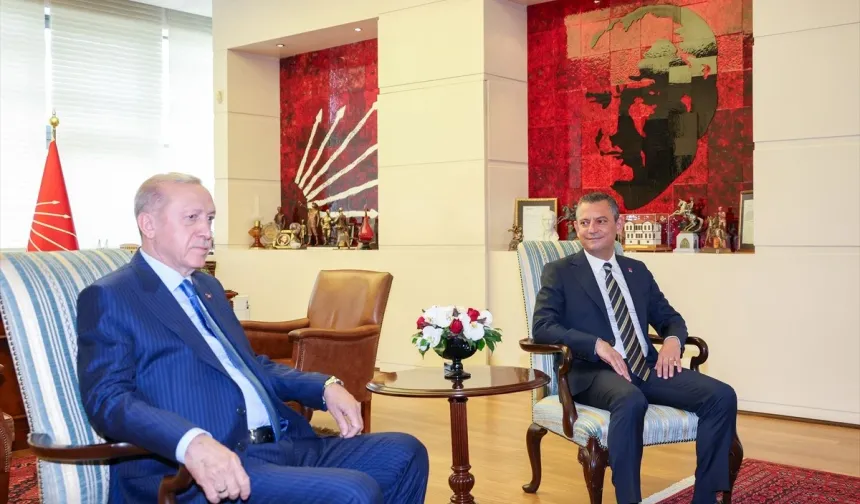 Cumhurbaşkanı Erdoğan Özgür Özel'i ziyaret etti