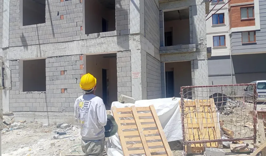 Vanlı Gençlerin İnşaat Kabusu: Uzmanından Kritik Uyarılar
