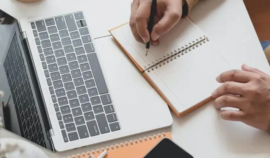 Başarıya Giden Yolda Akademik Çözüm Ortağınız!