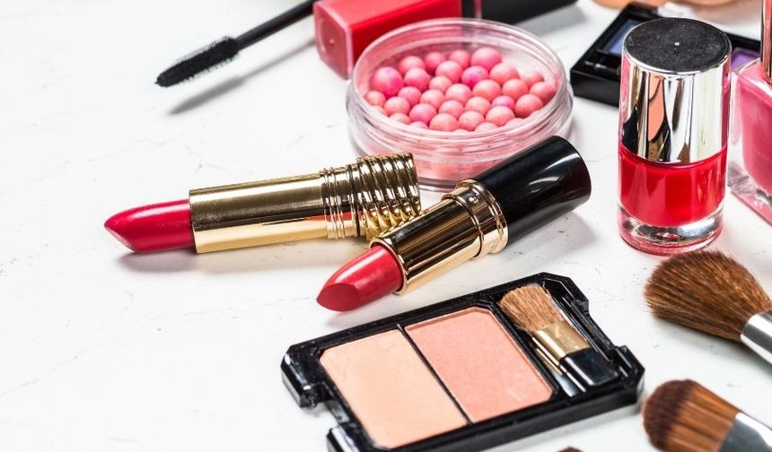 Kozmetik Dünyasında Toptan Güvenin Adresi